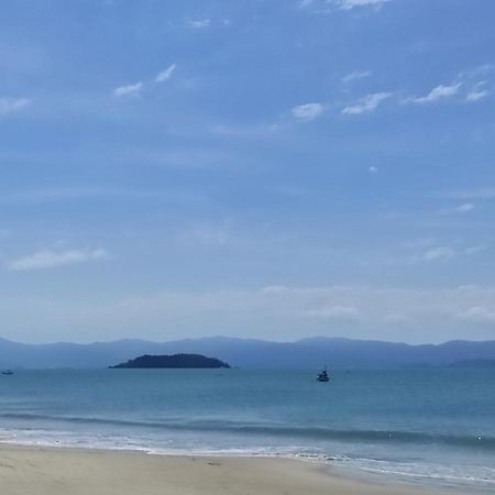 Casa Com 6 Suites E Piscina, A 160M Da Praia Florianópolis Exterior foto