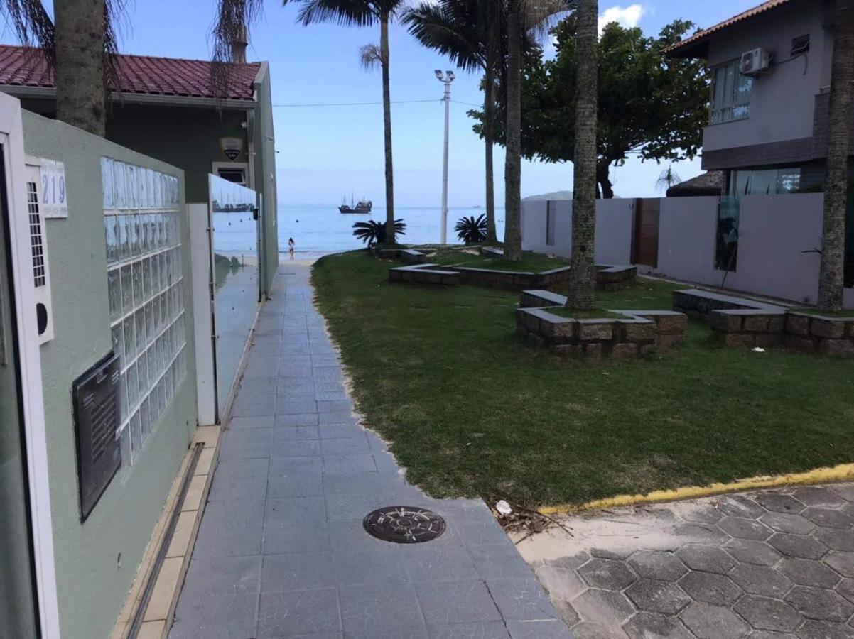 Casa Com 6 Suites E Piscina, A 160M Da Praia Florianópolis Exterior foto